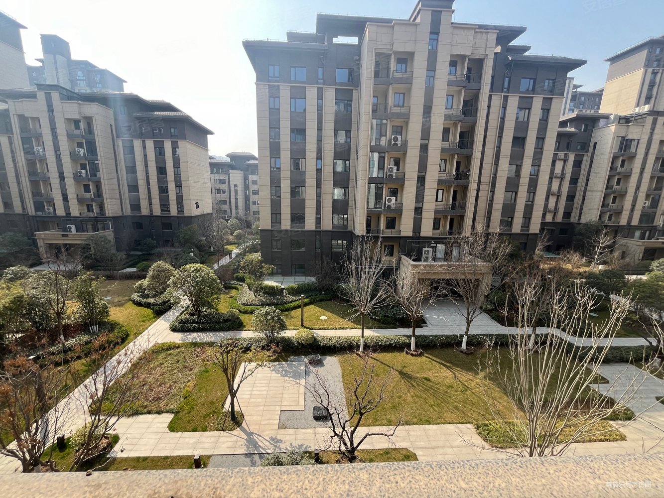 碧桂园国湖临地铁商品房南北通透双卫生间精装修