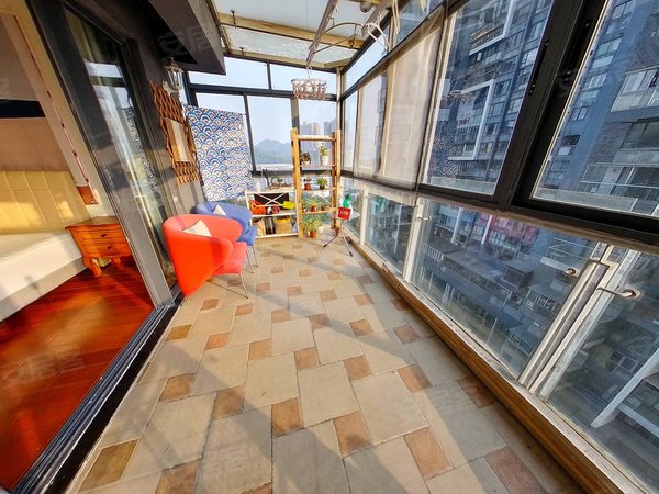 深圳福田上梅林水木澜山居天居水木澜山居新上南向精装修大四房出租