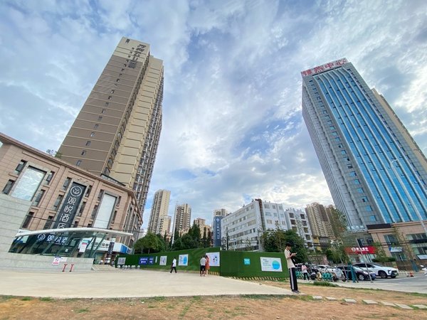 昆明五华莲花片区云上城小区租金可谈 苏家塘地铁口 万科云上城 电梯