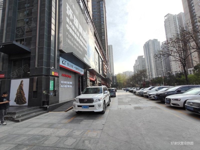 西安房产网>西安二手房>高新区二手房>高新四路二手房>高新丹枫国际>