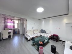 格尔木城区格尔木市盐湖广场炼油厂南三区两室两厅家具家电齐全可短租可月付1500押一付一出租房源真实图片