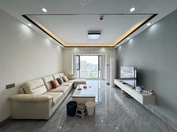 南宁西乡塘相思湖新区江湾丽景品质小区  落地窗精装三房两厅两卫