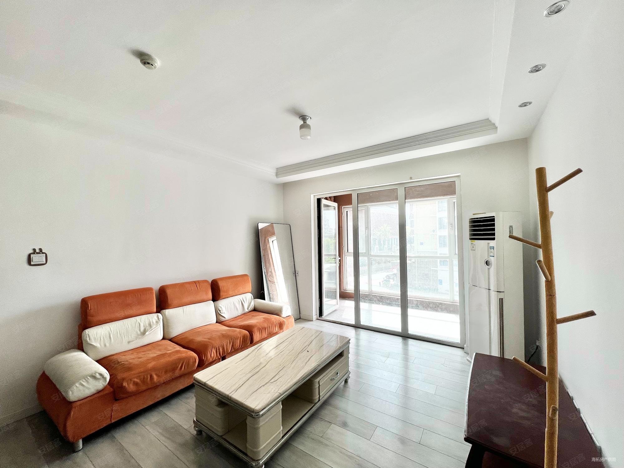 烟台房产网>烟台二手房>开发区二手房>高级中学二手房>嵛景华城>2000