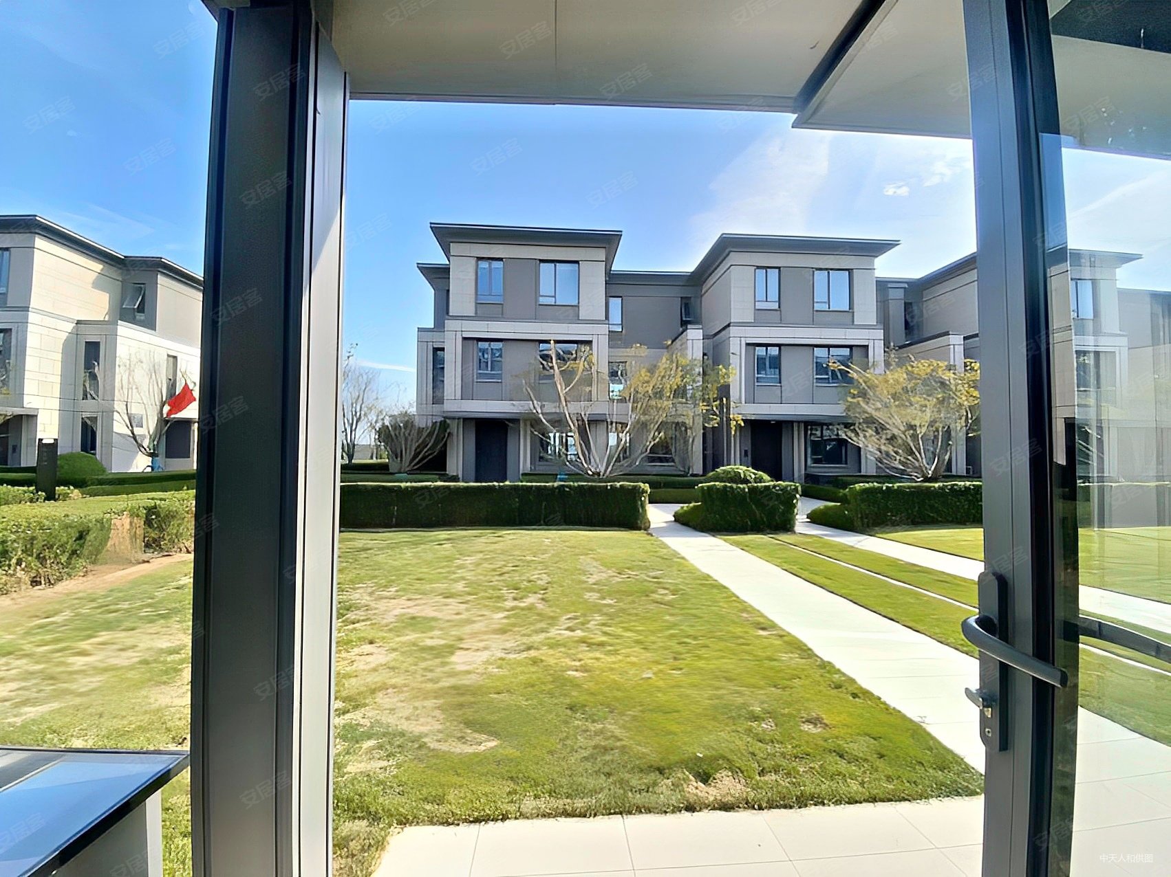 青岛房产网>青岛二手房>黄岛二手房>东方影都二手房>灵山湾壹号>