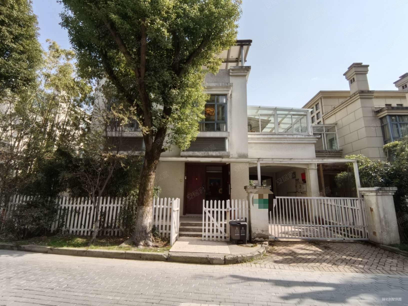 龙胜商业 广场 出行方便 满五 小区新 诚心出售,剑桥景苑二手房,1930