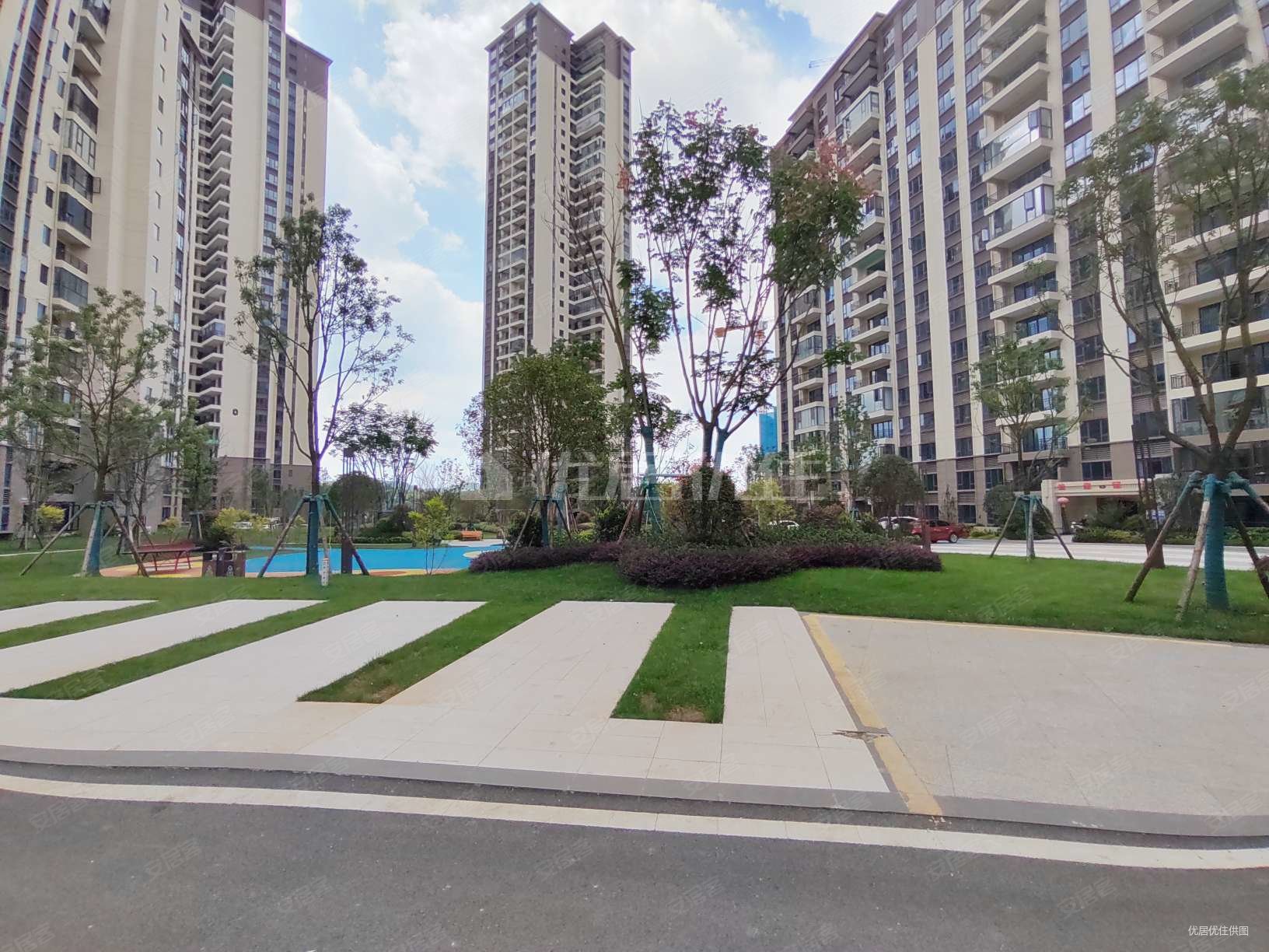 碧桂园西南上城澜山府3室2厅1卫89.93㎡南北75万