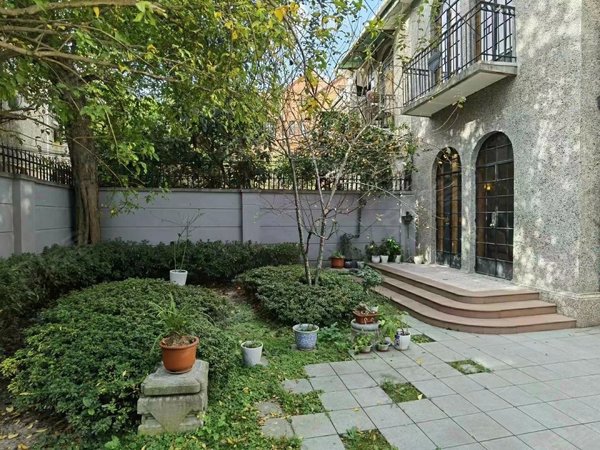 上海徐汇湖南路复兴中路洋房复兴中路小整栋德式柏林别墅洋房 民国