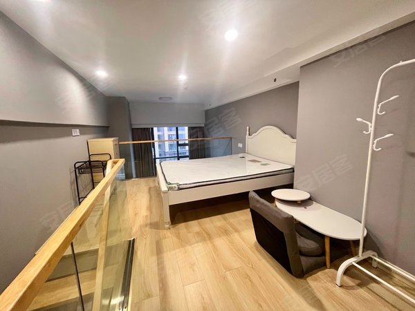 昆明五华龙泉路万彩城(商住楼)万彩城loft公寓一室全套家具拎包入住