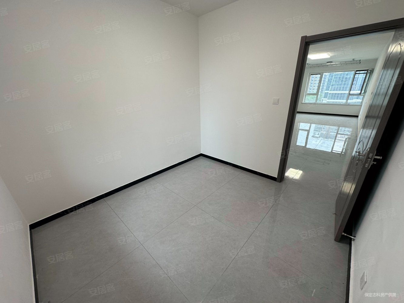 云水湾3室2厅2卫133㎡南北101.8万