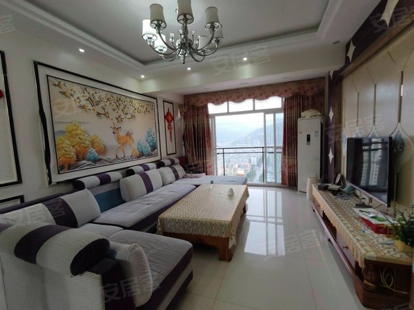 重庆开州云枫街道侨城御景短租三个月 侨城御景 精装三室两厅一卫出租