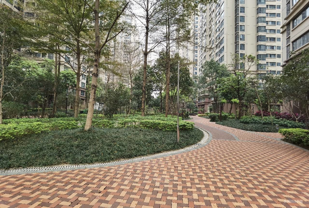 荣和山水绿城四期