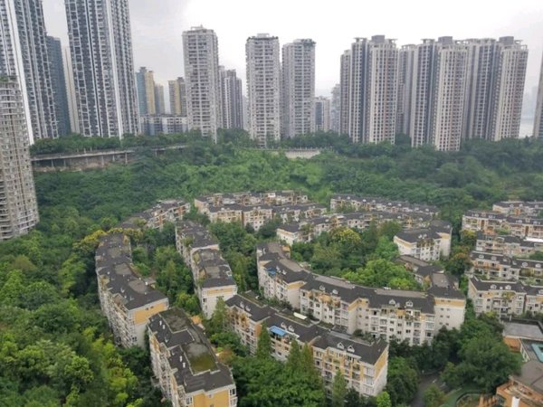 重庆南岸铜元局融侨城花漫庭南岸区 融侨花漫庭 二房 2000元月出租