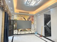 咸宁咸安万达广场万达旁豪华装修别墅,家电家具齐全,出租房源真实图片