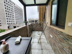 重庆北碚蔡家带露台 通天燃气 可短租 随时看房出租房源真实图片