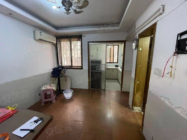 上海青浦徐泾广虹公寓(真实保证)广虹公寓1室出租房源真实图片