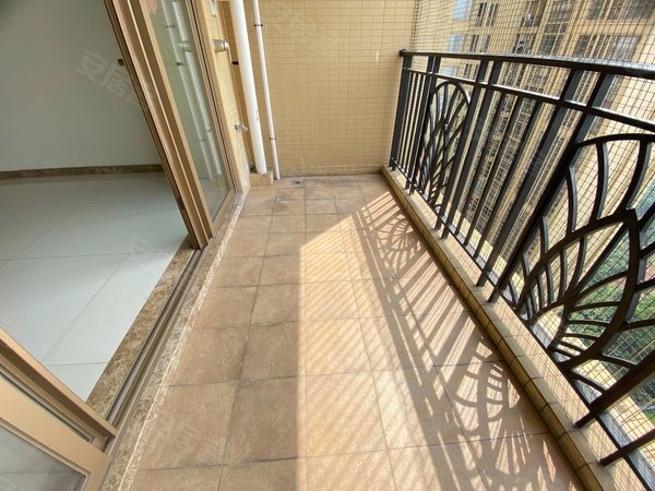 广州番禺汉溪长隆长隆珑翠高层东南向大4房 近地铁  随时看房 急租