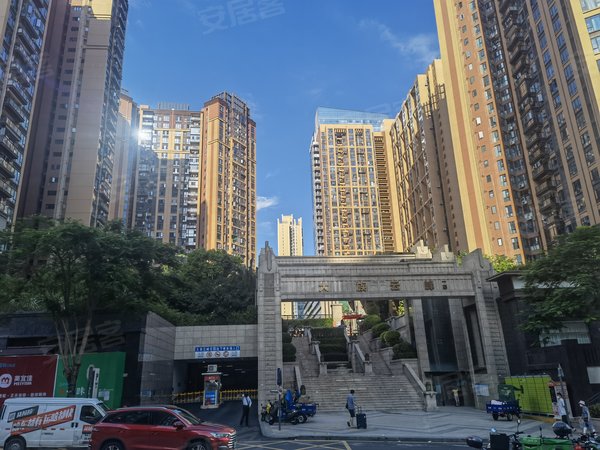 深圳龙岗坂田大族云峰二期新出实拍 大族云峰全新4房,大量房源可选择