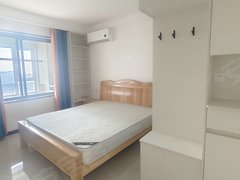 梁山城区梁山市区出租龙城公馆28楼，精装，三室两厅两卫，拎包入住，17万出租房源真实图片