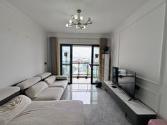 东莞石碣石碣城区卓越弥敦道 豪华装修两房 家电齐全 拎包入住 干净整洁近商圈出租房源真实图片