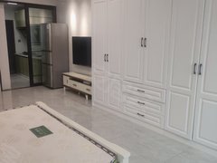 沅江沅江城区沅江市区出租:阳光世纪温馨电梯公寓,干净整洁,近芙蓉学校,小区环境好出租房源真实图片