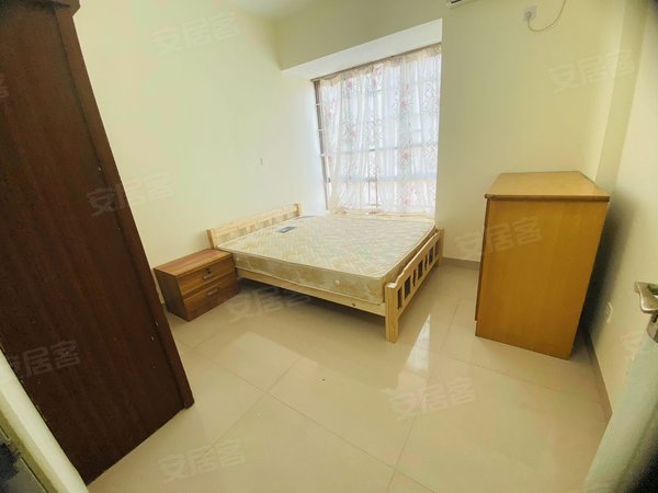 深圳宝安沙井德馨苑沙井新沙天虹精装两房,花园小区,停车方便,随时