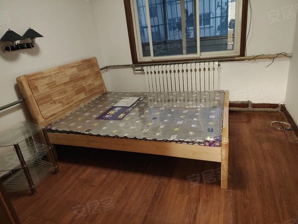 济宁任城盛泰广场银都花园怡景园银都花园3楼1000家具家电齐全紧邻