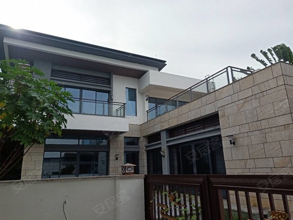 三亚天涯海坡鲁能高尔夫(二区别墅)三亚湾鲁能高二独栋别墅急租,5居室