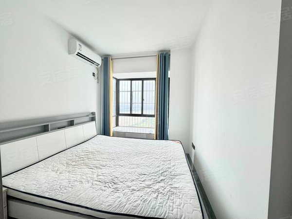 南宁西乡塘石埠西明蓝湾西明蓝湾精装两室 一线江景 配套齐全 高楼层