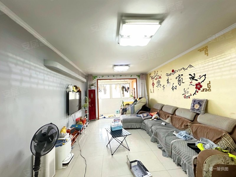 龙池花园 居住密度低 满五   商品房 高楼层视野好 有电梯