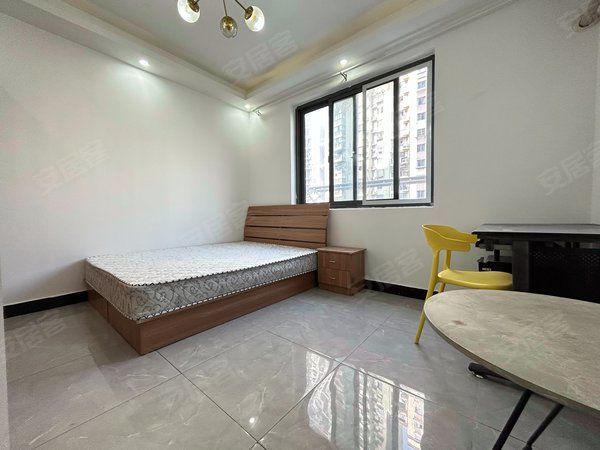 上海浦东三林东方康安家园全屋精装大四房!周边配套齐全!