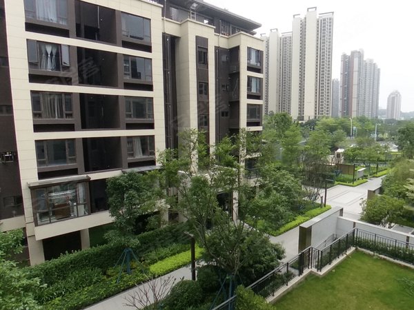 广州番禺金山谷保利悦公馆保利悦公馆北区 全新小高层洋房 3室2厅2卫
