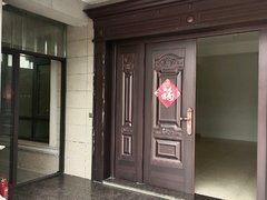 常熟尚湖尚湖中心鸳鸯桥村自建房 8室2厅3卫出租房源真实图片