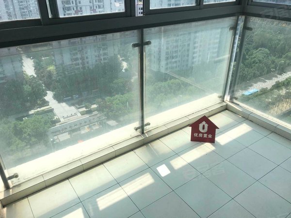 无锡滨湖太湖尚锦城b区尚锦城b区 2室0厅0卫 2500.0元 101.