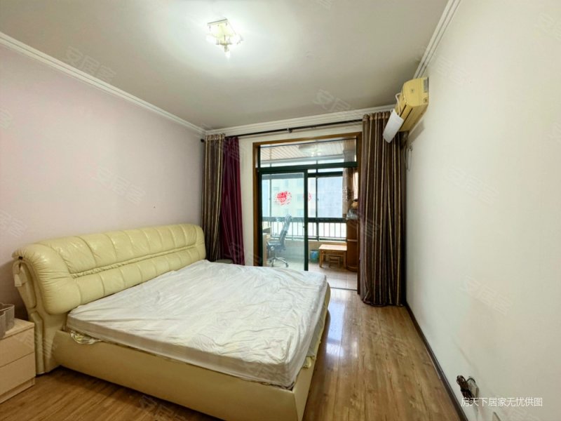 曲江一期小高层低密社区,曲江春晓苑94.59平只卖215w