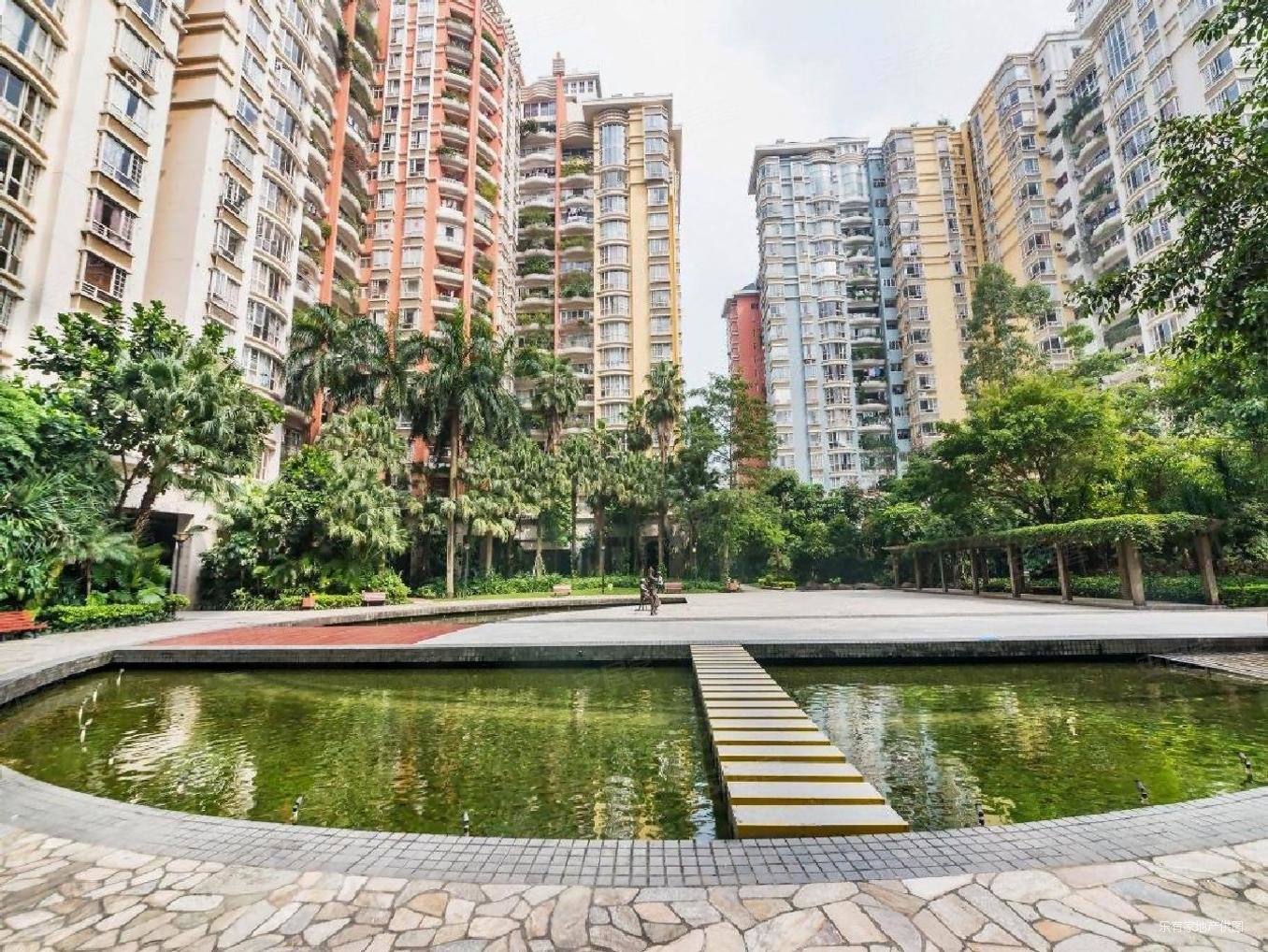 世纪村3室2厅2卫136.58㎡东南0万