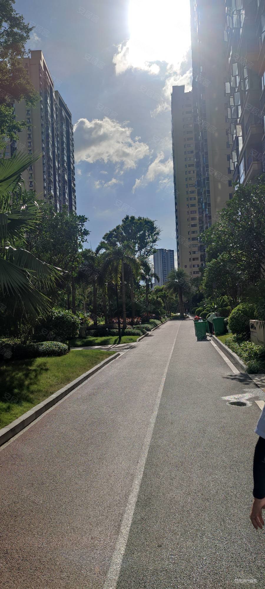 柳南铁建国际城荣和天筑现房单价六字头有钥匙随时可看房