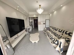 信阳平桥百花园万达旁 百花园旁  精装公寓 领包入住出租房源真实图片