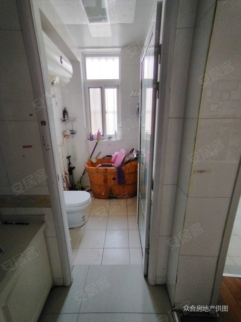 科技学院专家公寓兴安路3室2厅1卫1297平方米