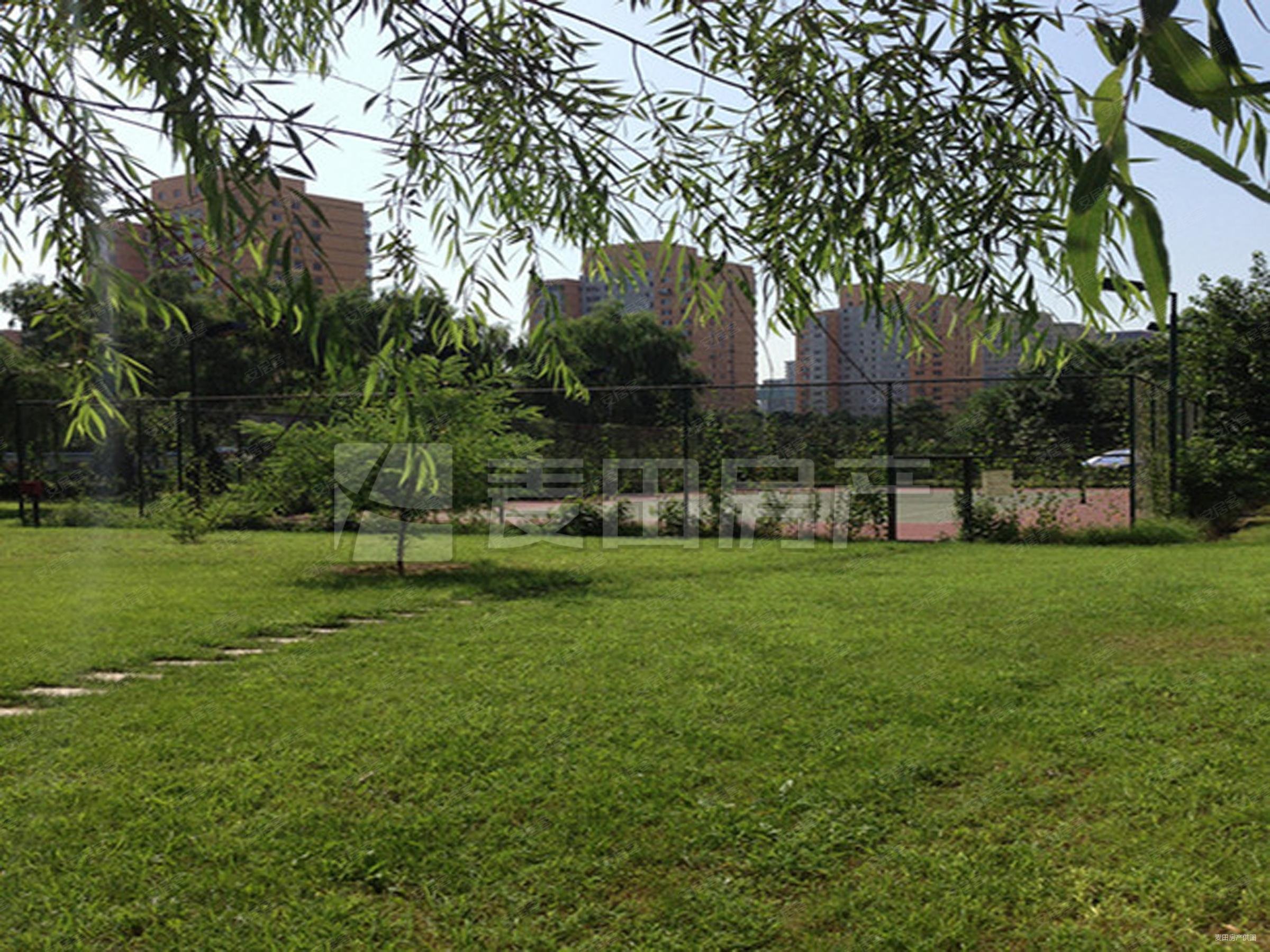 浩鸿园3室2厅2卫159㎡西南1450万