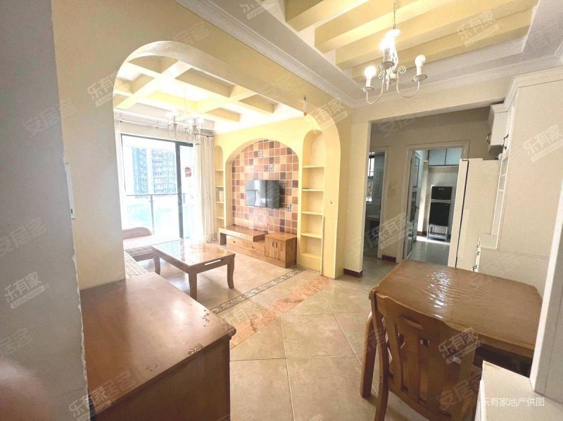 深房传麒山满五二房户型好高赠送