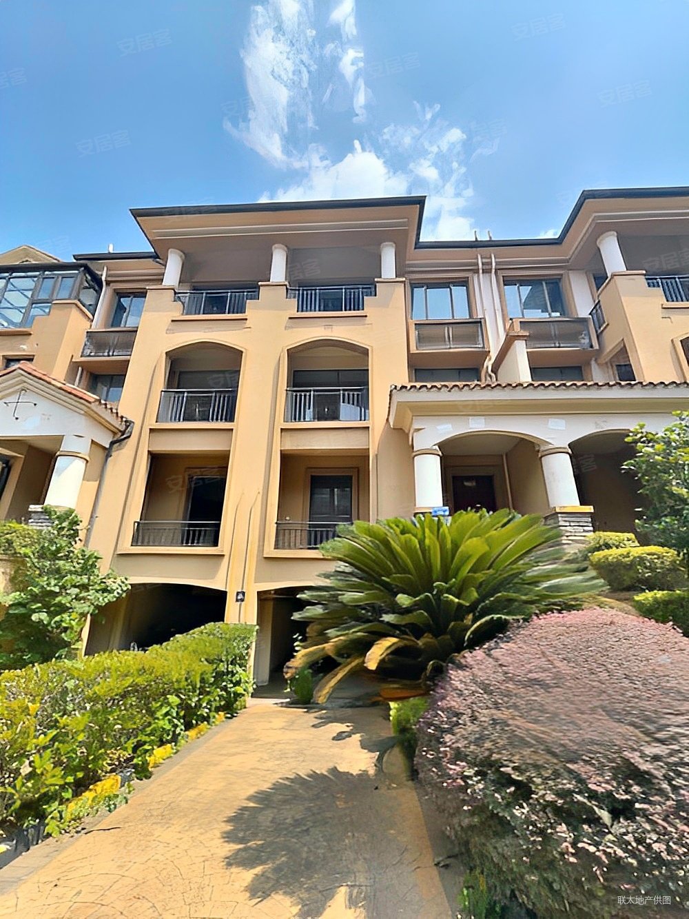 >长沙二手房>雨花二手房>雨花周边二手房>佳兆业水岸新都(西区别墅)>