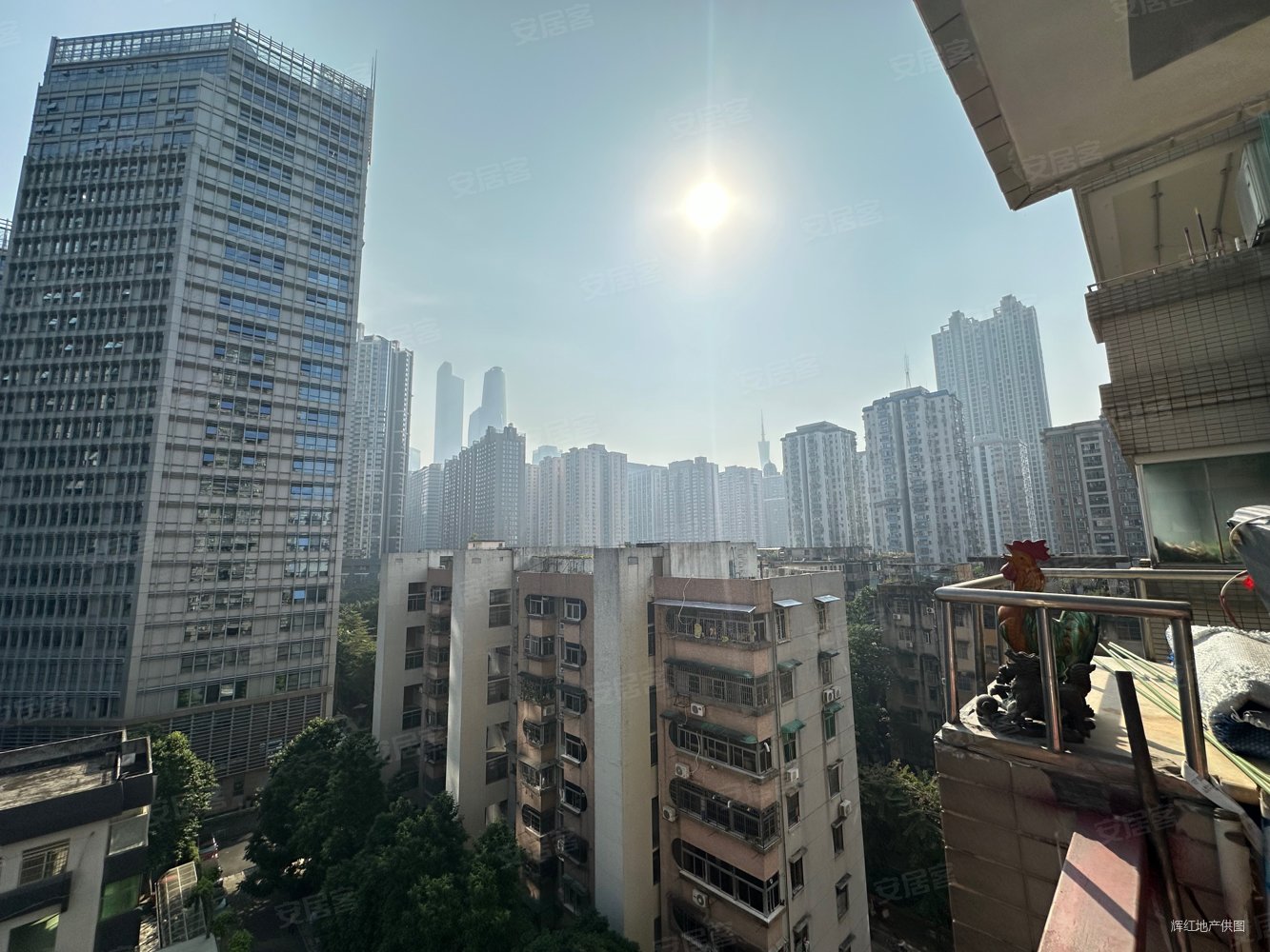 鸿业大厦2室2厅1卫83.85㎡东510万