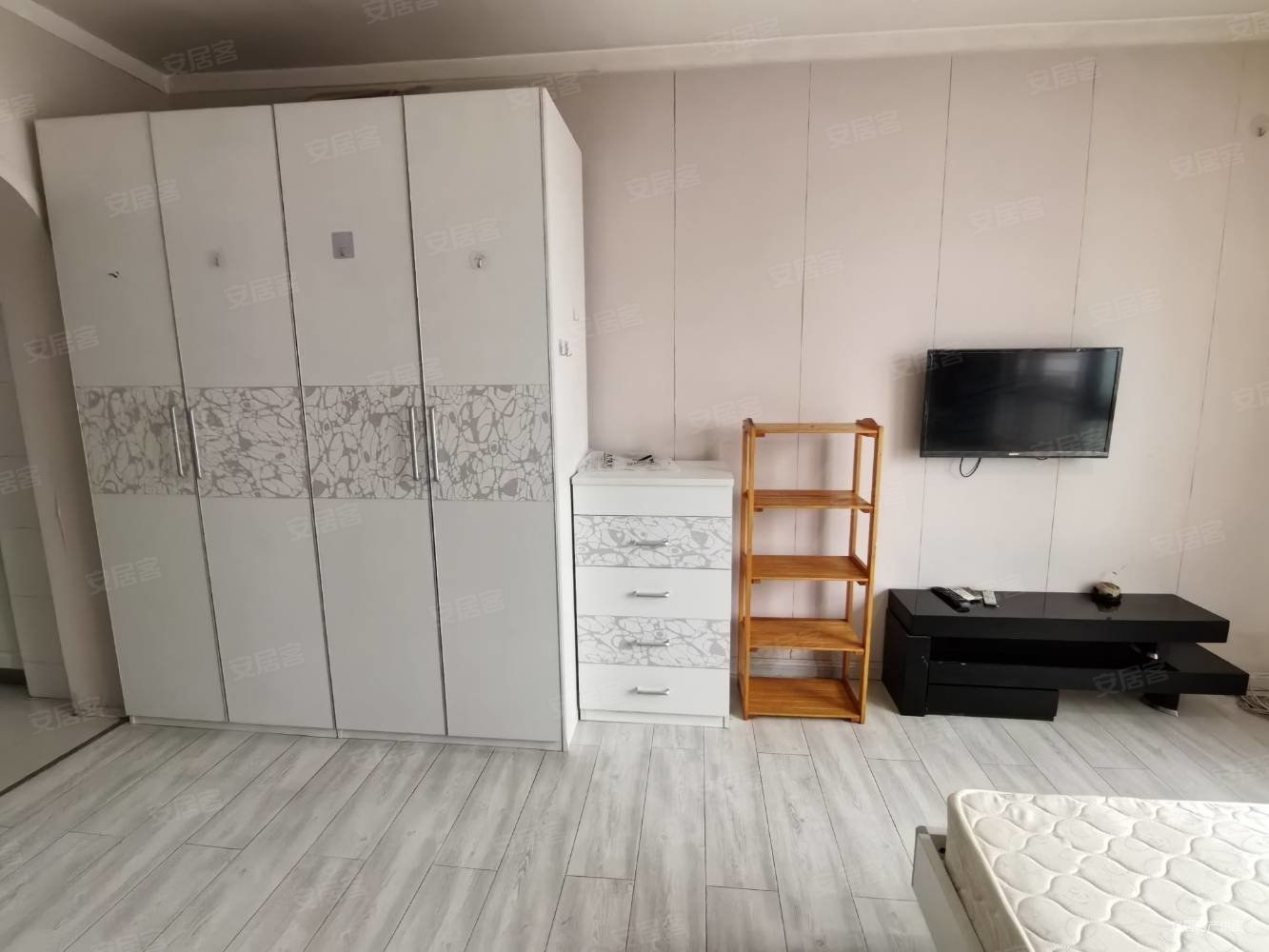 宗骏嘉年华1室1厅1卫38㎡西7.8万