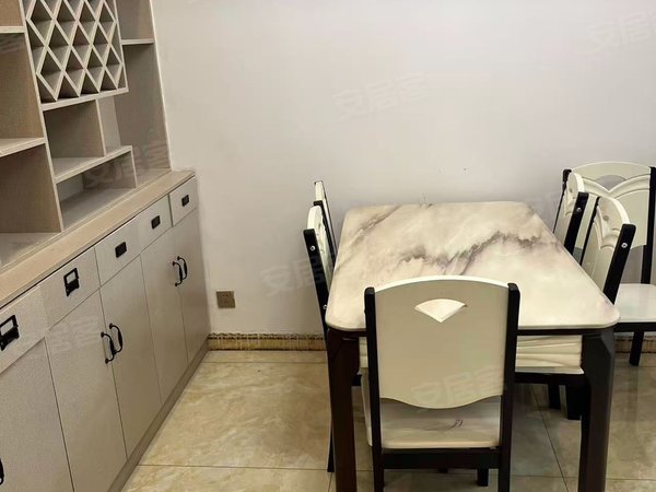 徐州丰县丰县城区锦绣东城锦绣东城精装两室电梯暖气房，吾悦附近，月租1083编号905出租房源真实图片