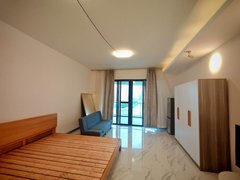 海口美兰新埠岛一线江景 九小侨中旁 23度海1房1厅 中交边上领包入住出租房源真实图片