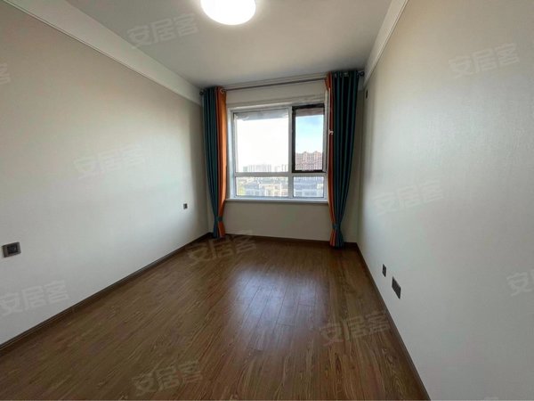 长春长春新区明斯克路中海龙玺(b区)北湖新区 师大明达 紧邻吾悦广场