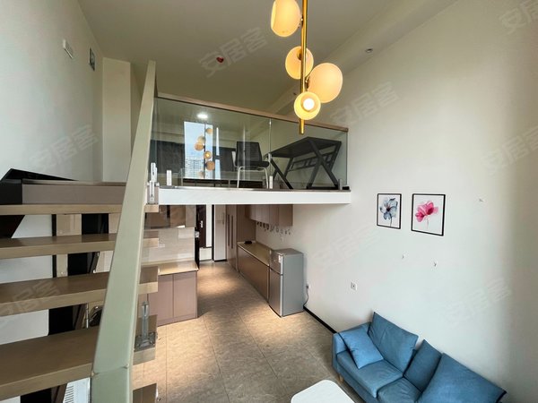 昆明五华泛亚科技新区新城吾悦广场可短租 loft公寓 楼下就是地铁大河