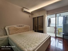 台州路桥路北玉宏半岛单身公寓一室一厅精装修近吾悦广场中盛广场出租房源真实图片