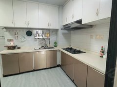 雅安雨城大兴片区大兴片区 3室2厅2卫出租房源真实图片