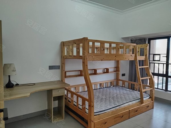 惠州大亚湾中心区十月花十月花精装修四房实木家私简约舒适房间干净